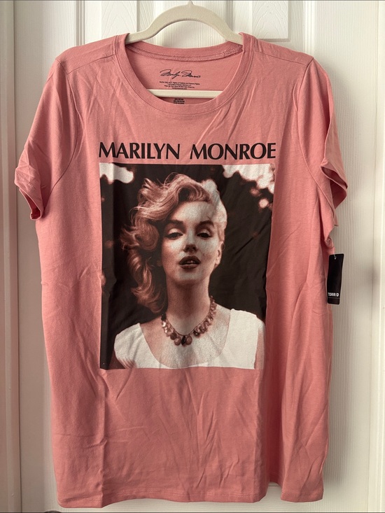 torrid Tops - Torrid Women's MauvePink Graphic Crewneck T-Shirt - Marilyn Monroe Print NWT